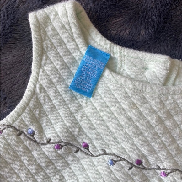 Bundle of 4 pcs cute baby girls clothing (Gap baby & Old Naby Baby) - Picture 8 of 12